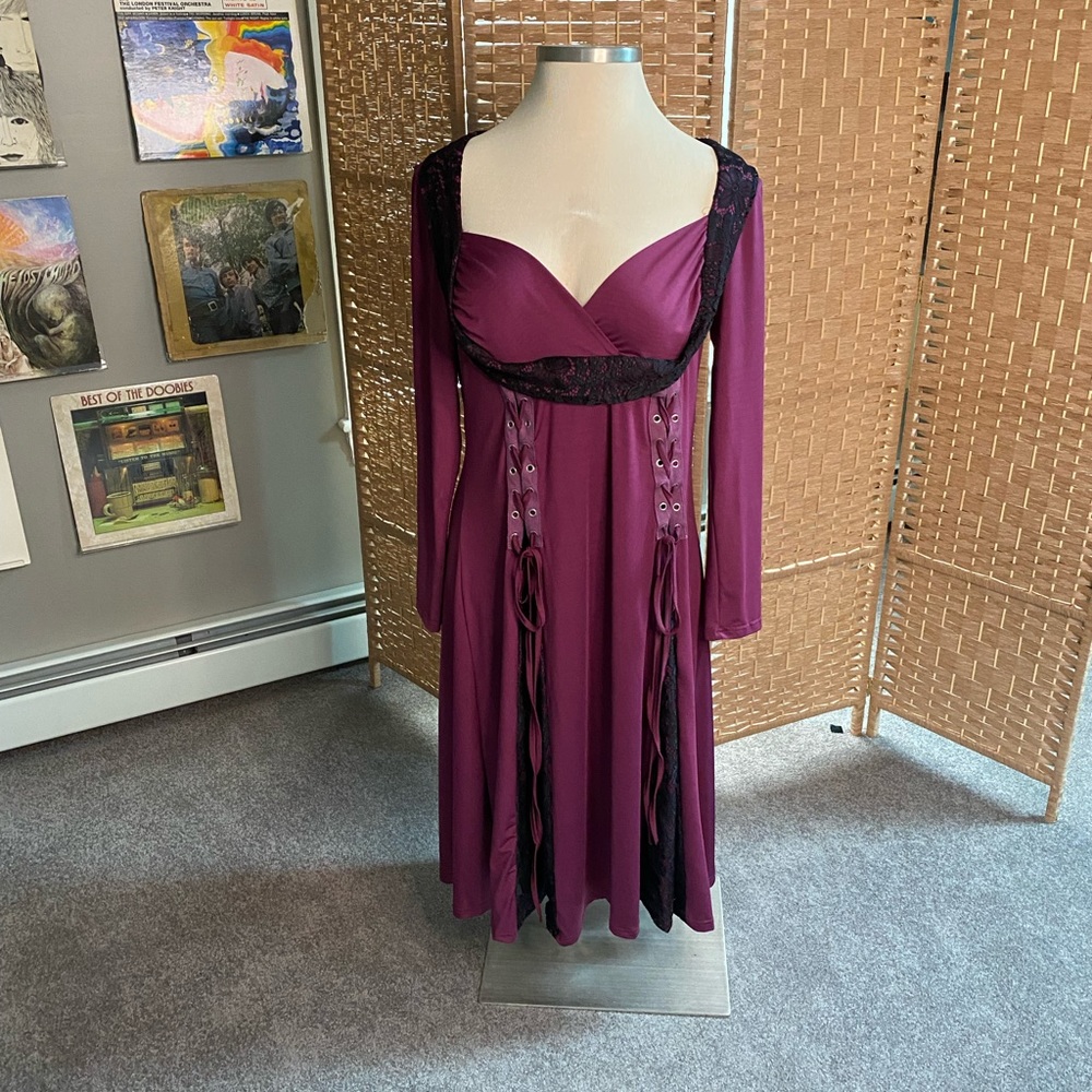 ROSEGAL midi dress with lace accents